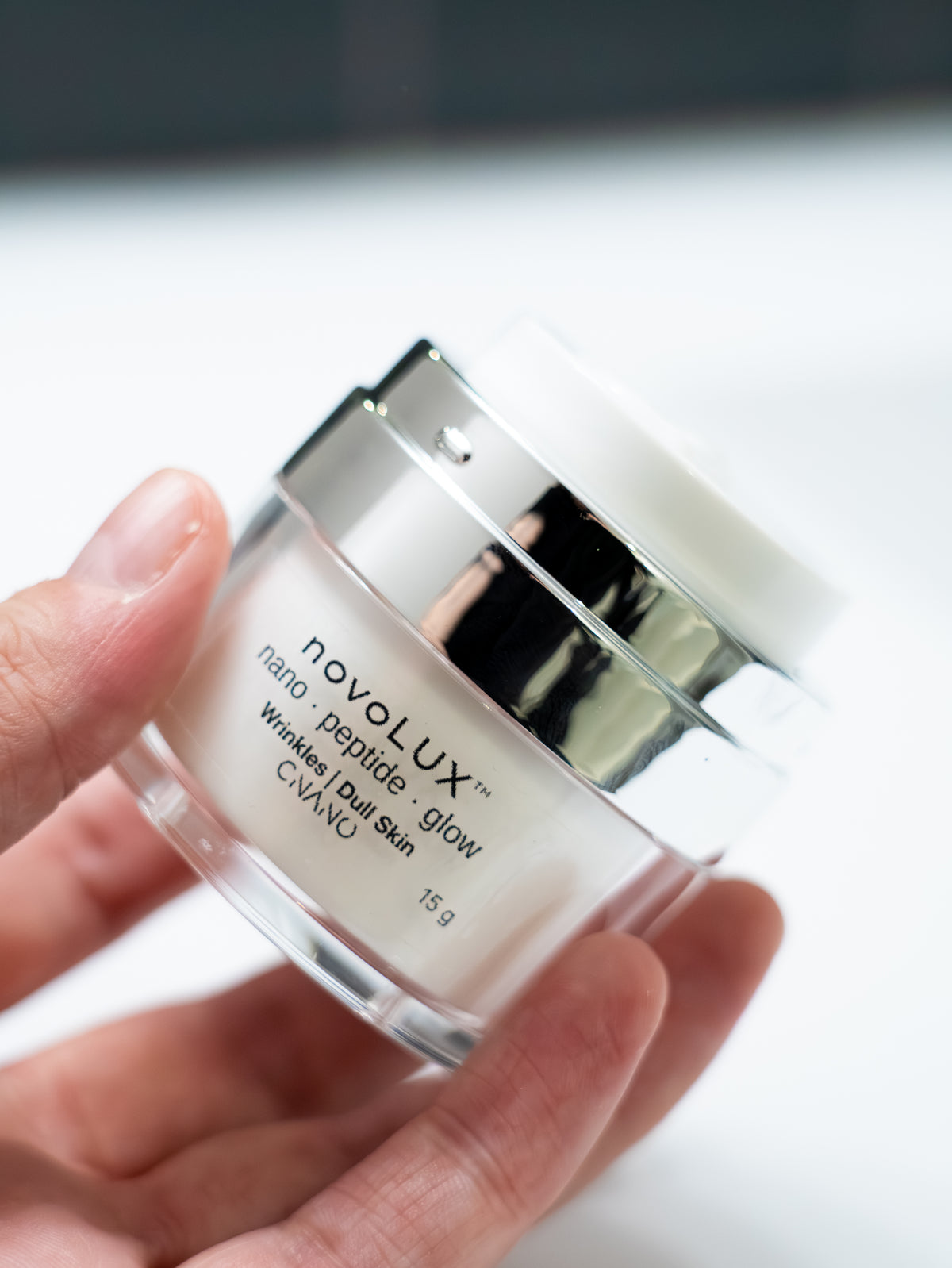 novoLUX™ nano · peptide · glow